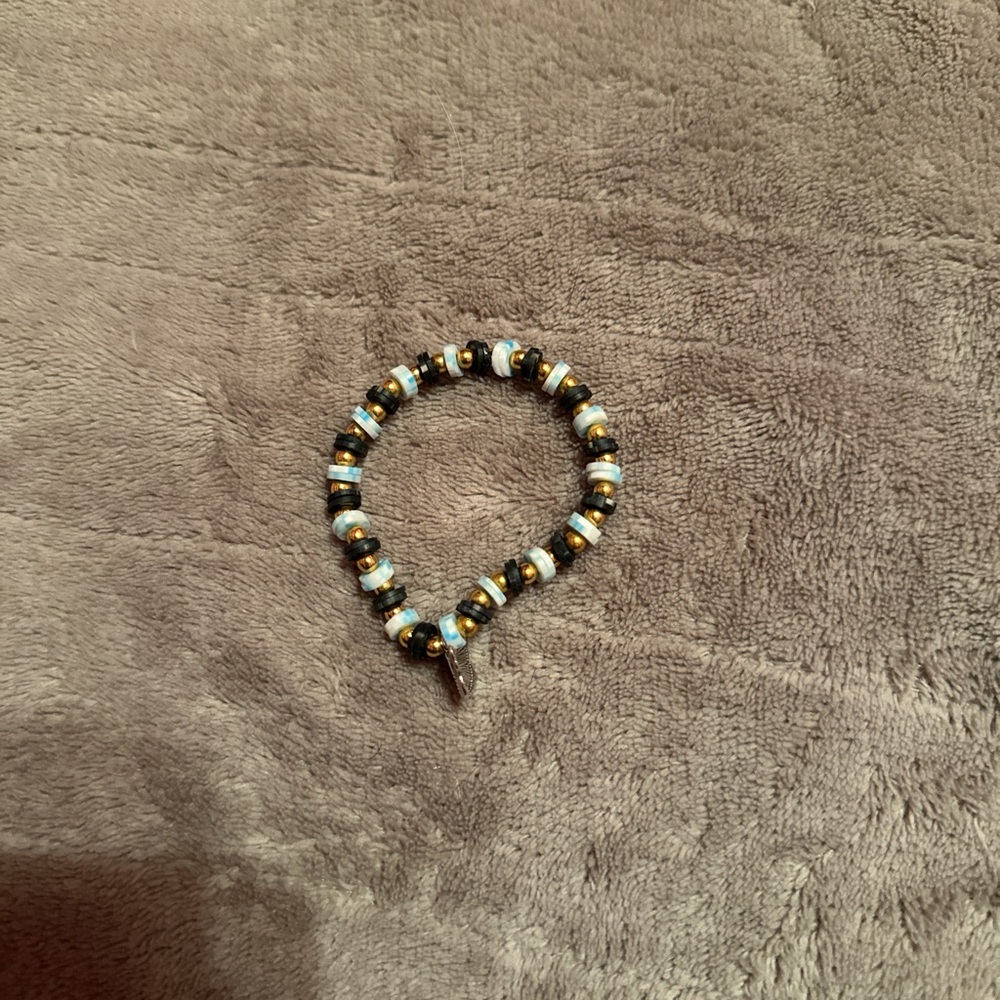 Beaded Bracelet with Gold and Black Accents